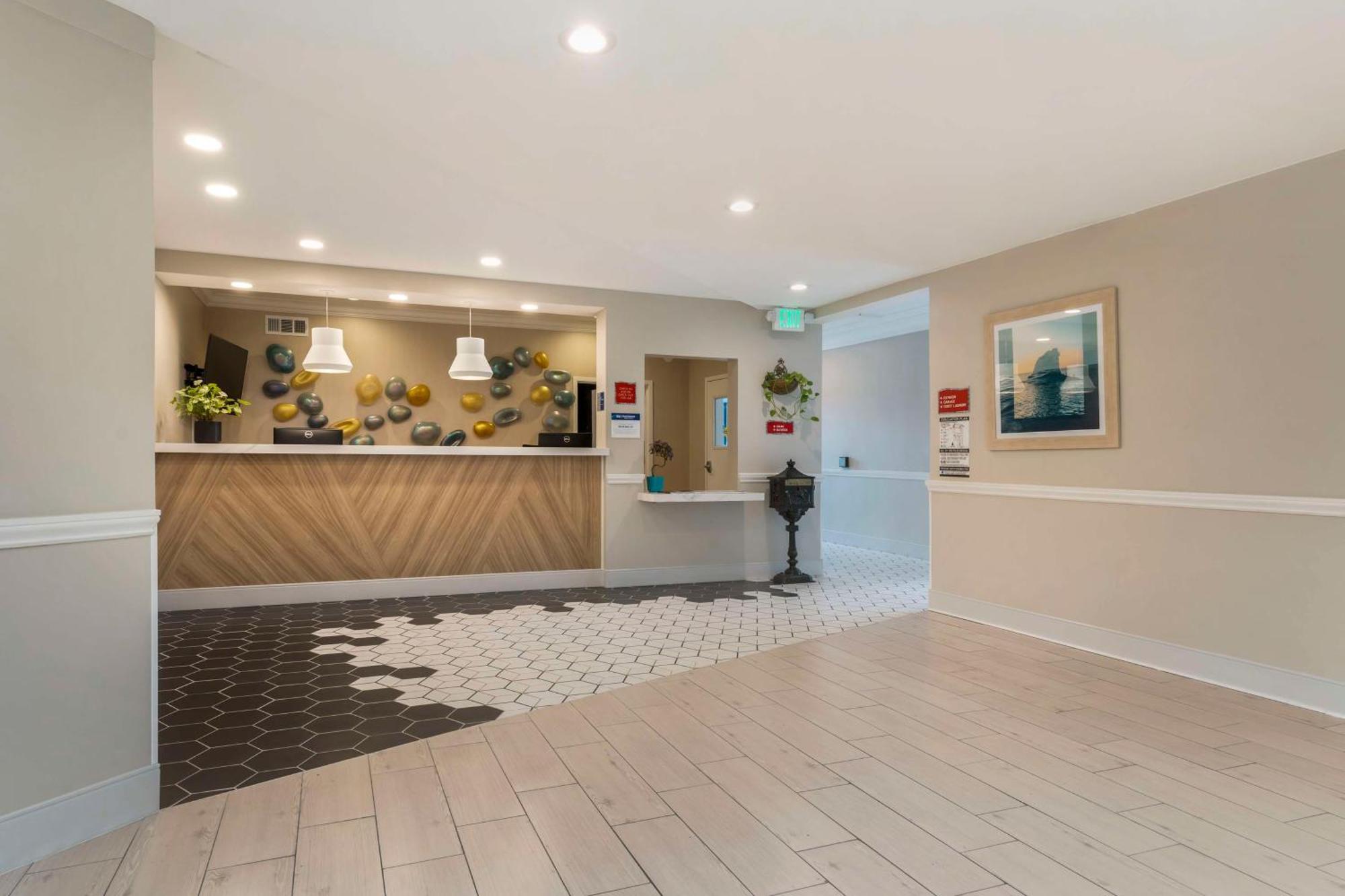 Best Western Plus All Suites Inn Santa Cruz Eksteriør billede