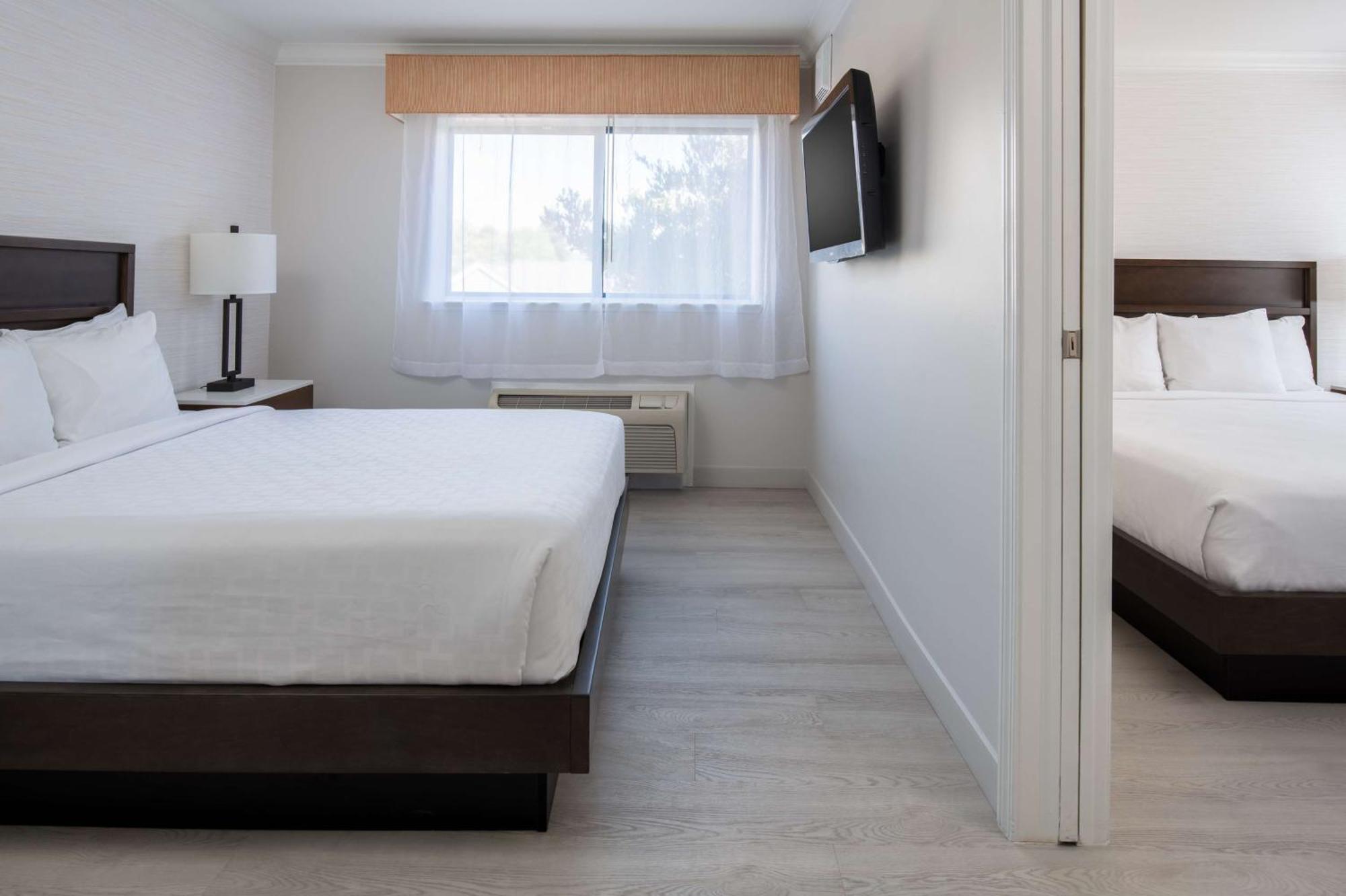 Best Western Plus All Suites Inn Santa Cruz Eksteriør billede