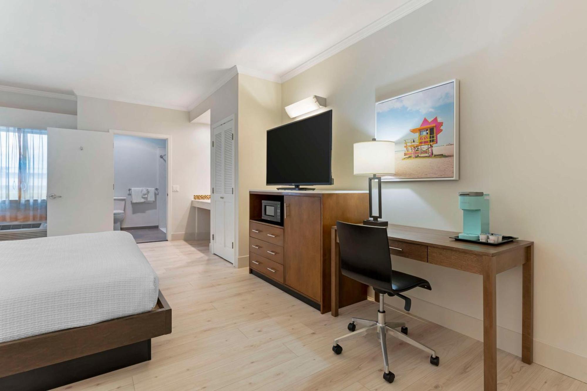 Best Western Plus All Suites Inn Santa Cruz Eksteriør billede